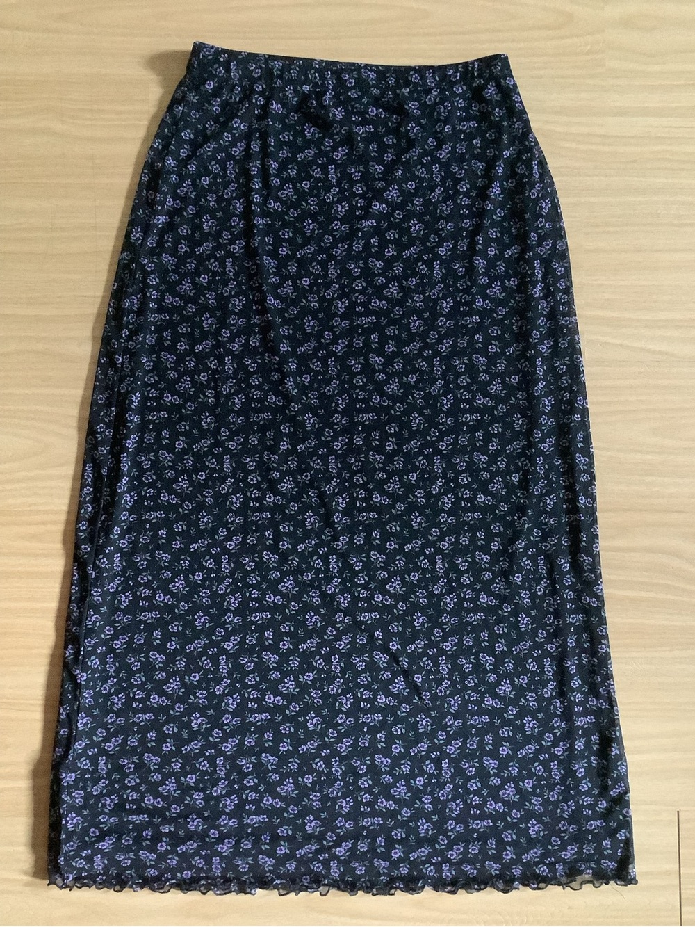 womens long medium size floral ruffled skirt